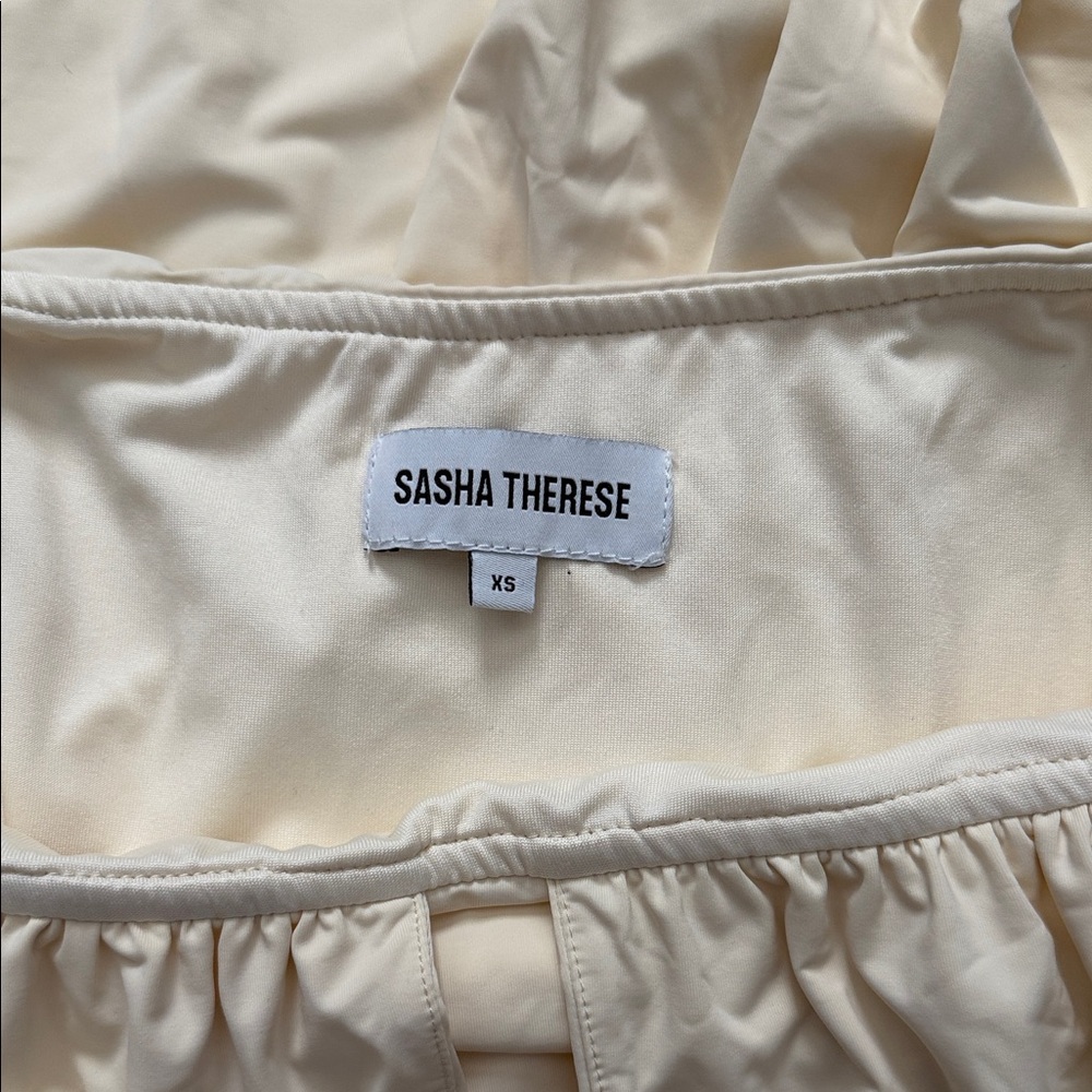 Sasha Therese Maxi Dress - Picture 4 of 4